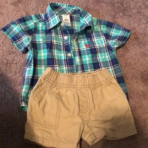 Carters 6 mo short set